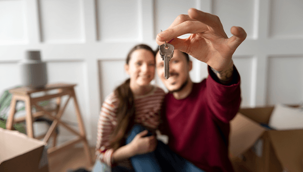 Compra de imóveis ganha força entre os jovens e o consórcio surge como alternativa estratégica